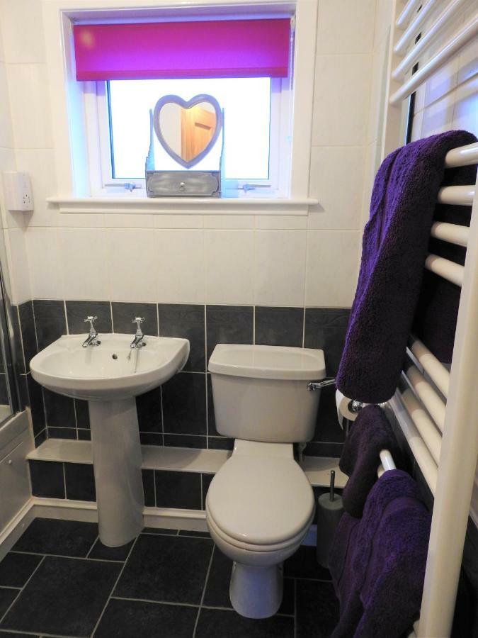 Stornoway Self Catering Apartment Екстериор снимка
